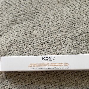ICONIC London Radiant concealer and brightening Duo new